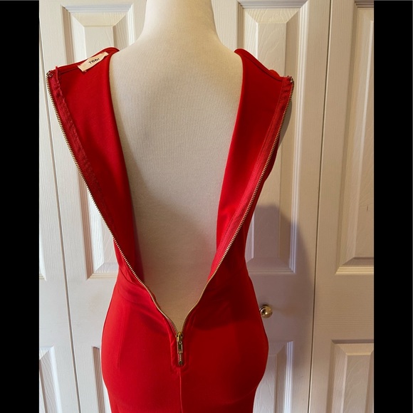 Sexy Open Front Little Red Dress by Tobi - Picture 5 of 7